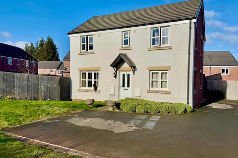 3 bedroom detached house for sale, Woodpecker Drive, Clehonger, Hereford, HR2