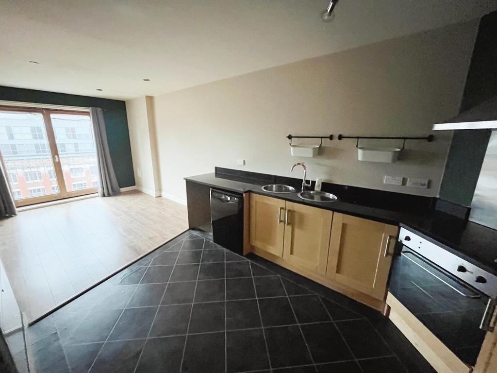 Lounge/Kitchen