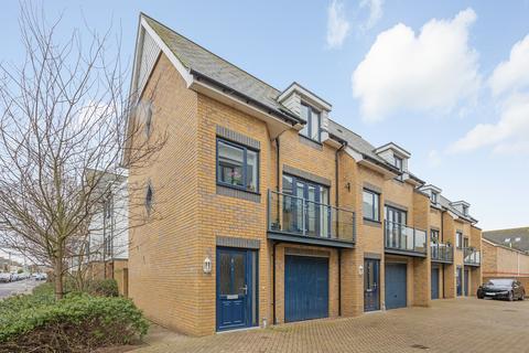 2 bedroom semi-detached house for sale, Barton Mews, Whitstable