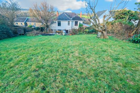 4 bedroom detached house for sale, Llangunnor Road, Carmarthen, Carmarthenshire.