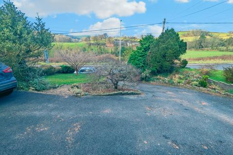 4 bedroom detached house for sale, Llangunnor Road, Carmarthen, Carmarthenshire.