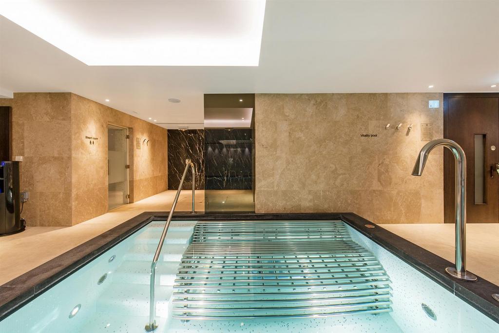 One Tower Bridge vitality pool.jpg