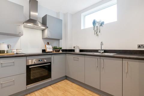 1 bedroom flat for sale, Plot 65 at Laurelwood, Felix Road, Walton-on-Thames KT12