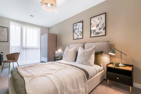 2 bedroom flat for sale, Plot 89 at Laurelwood, Felix Road, Walton-on-Thames KT12
