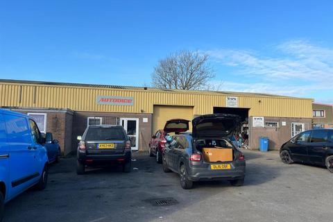 Industrial unit to rent, Industrial/Workshop Unit, 27D Vale Business Park, Cowbridge