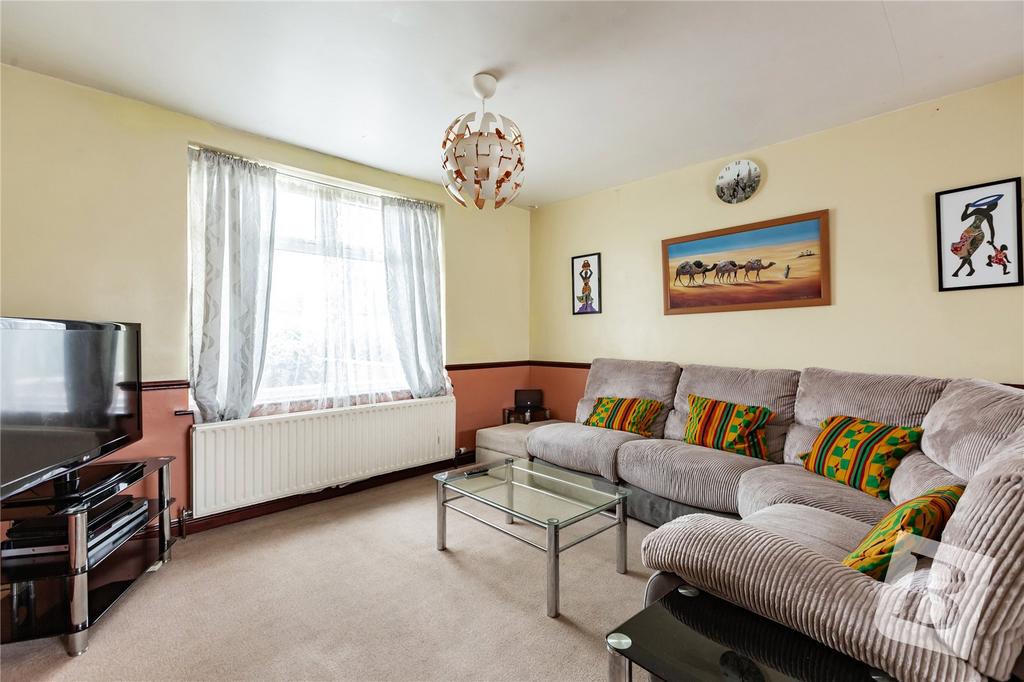 Living / Dining Area