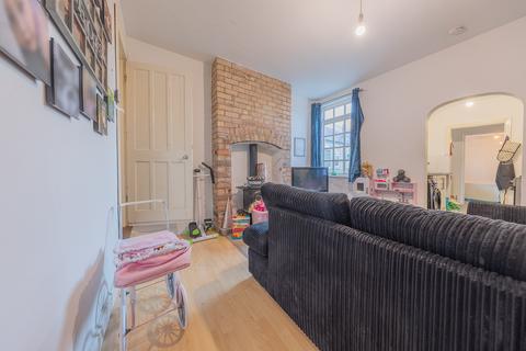 2 bedroom end of terrace house for sale, Staples Street, Nottingham NG3
