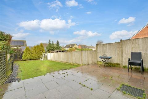 4 bedroom end of terrace house for sale, Norsey Road, Billericay, Essex