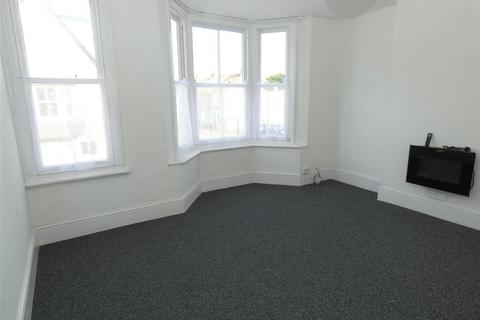 1 bedroom flat to rent, Richmond Street, Herne Bay, CT6