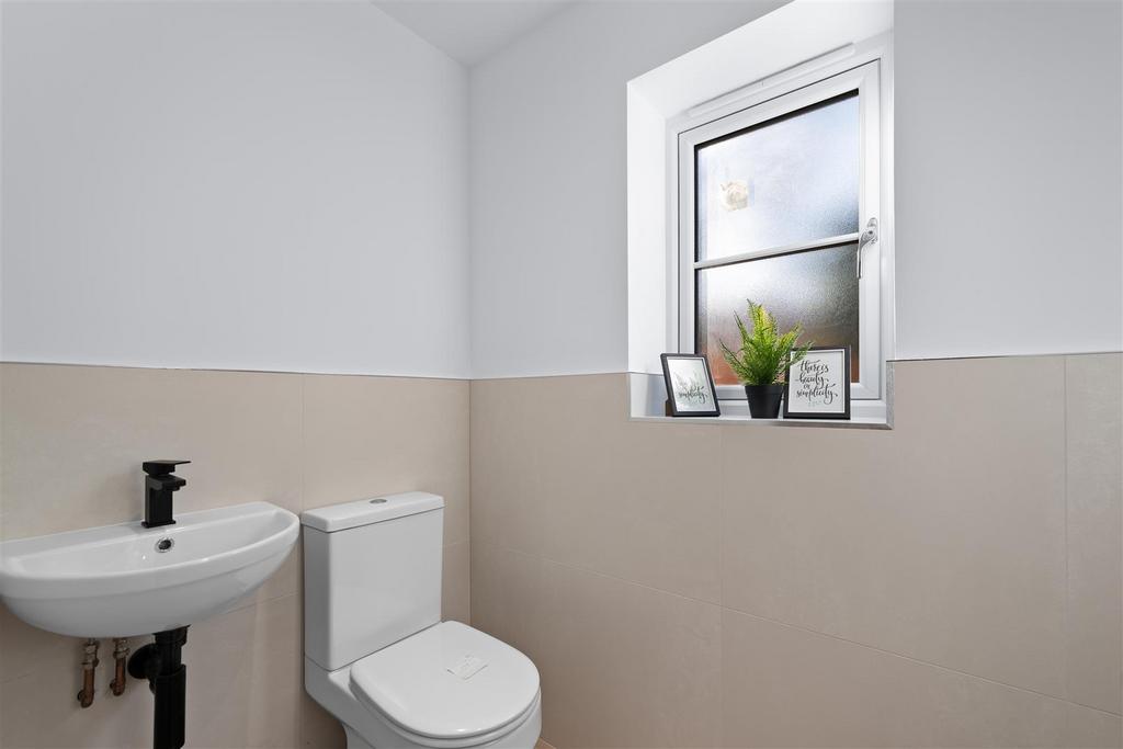 Ground floor cloak room