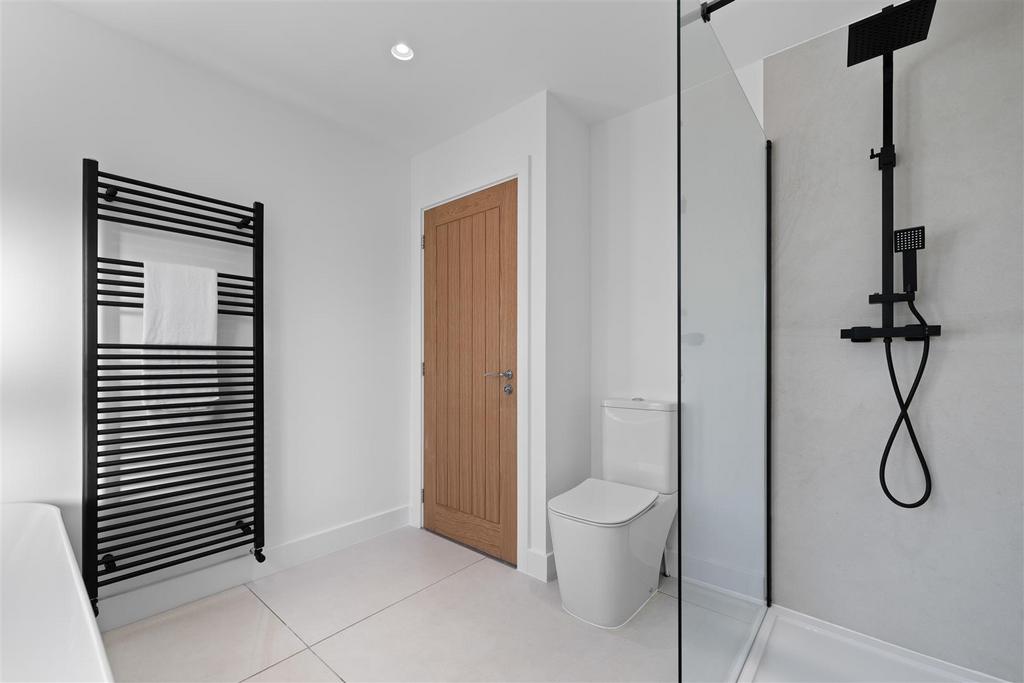 Family bath/shower room