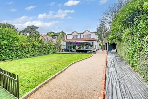 4 bedroom detached house for sale, Ingrave Road, Brentwood