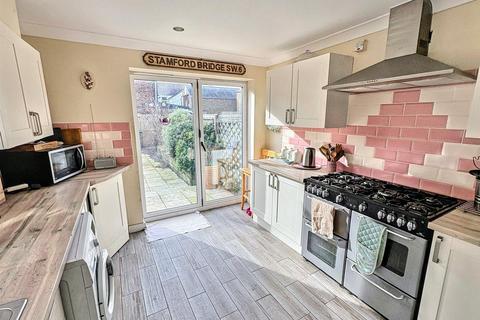 3 bedroom terraced house for sale, Hydney Street, Eastbourne