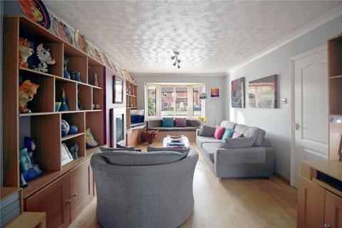 10 Drewray Drive, Taverham, Norwich, NR8 6XS