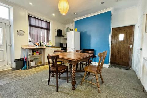 168 Intake Road, Bradford, BD2 3NE