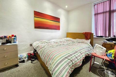 168 Intake Road, Bradford, BD2 3NE