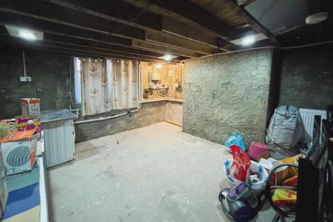 168 Intake Road, Bradford, BD2 3NE