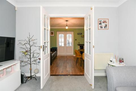 46 Cornbrash Rise, Hilperton, Trowbridge, BA14 7TR