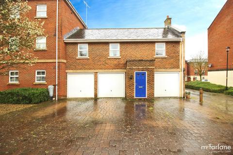 2 bedroom coach house for sale, Eastbury Way, Swindon, SN25