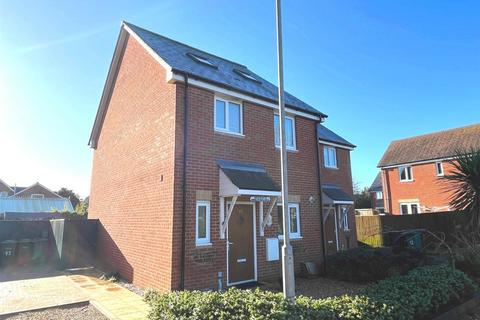 3 bedroom semi-detached house for sale, Old School Close, Freshwater