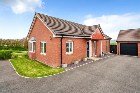 3 bedroom bungalow for sale, Observer Close, South Molton, Devon, EX36