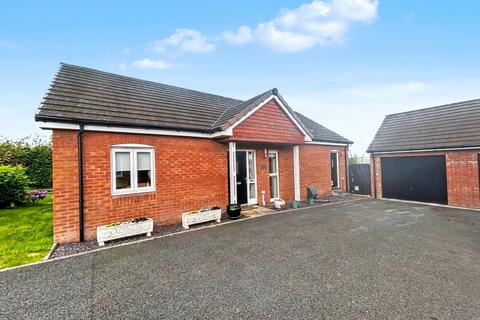 3 bedroom bungalow for sale, Observer Close, South Molton, Devon, EX36