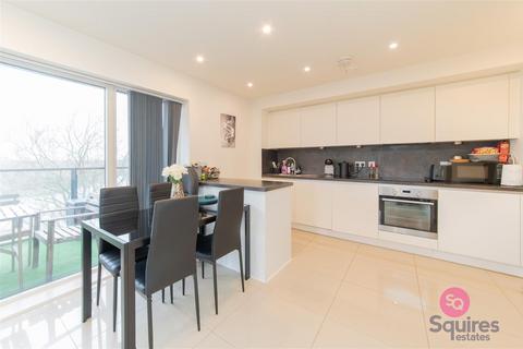 2 bedroom flat for sale, Shearwater Drive, West Hendon, London