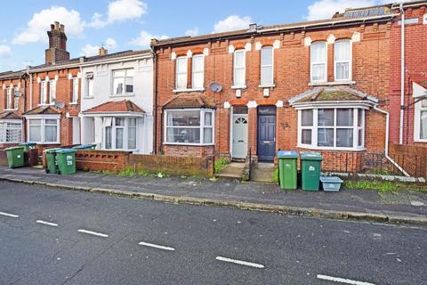 5 bedroom terraced house to rent, Milton Road, Southampton