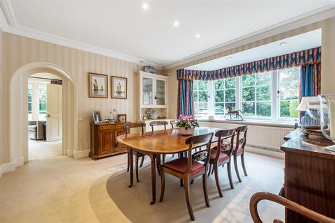 Herons Croft How Lane, Chipstead, Coulsdon, CR5 3LT