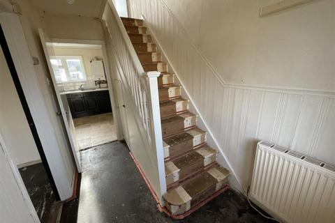 12 Bryn Rhos, Llanelli, SA14 8RB