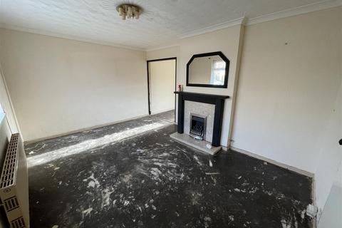 12 Bryn Rhos, Llanelli, SA14 8RB