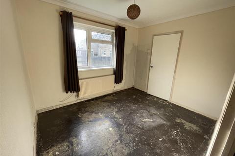 12 Bryn Rhos, Llanelli, SA14 8RB