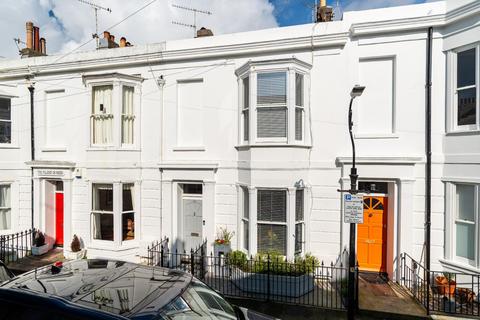 2 bedroom terraced house for sale, Great College Street, Brighton BN2