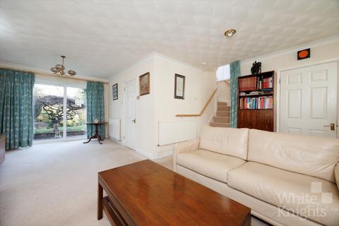 4 bedroom detached house for sale, Clivedale Road, Reading RG5