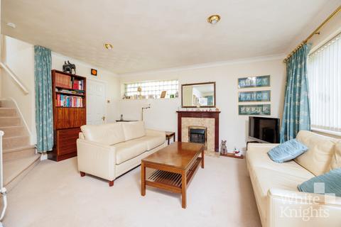 4 bedroom detached house for sale, Clivedale Road, Reading RG5