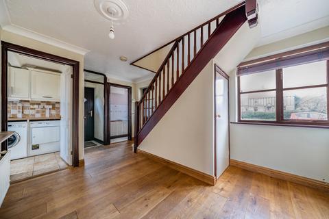 4 Downlands, Longcot, Faringdon, SN7 7TY