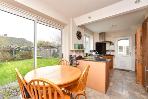 19 Crossways Close, Crawley, RH10 1QN