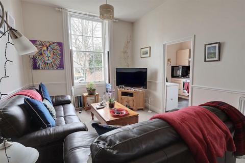 2 bedroom apartment for sale, Bath Road, Cheltenham