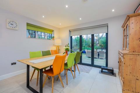 4 bedroom detached house for sale, Elm Grove, Maidenhead SL6