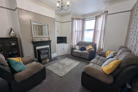 3 bedroom terraced house for sale, Greenbank Road, Darlington