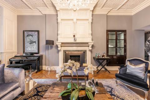 4 bedroom apartment for sale, Kensington Gore, London, SW7