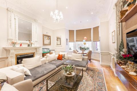 4 bedroom apartment for sale, Kensington Gore, London, SW7