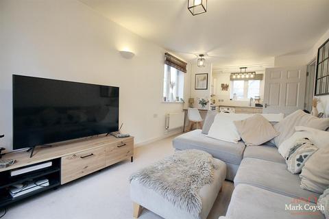 Flat 3, Sandown Court Eastman Way, Epsom, KT19 8FB