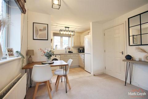 Flat 3, Sandown Court Eastman Way, Epsom, KT19 8FB
