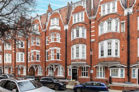 Sloane Court West, London, SW3