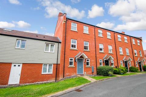 3 bedroom terraced house to rent, Betjeman Way, Cleobury Mortimer, Kidderminster