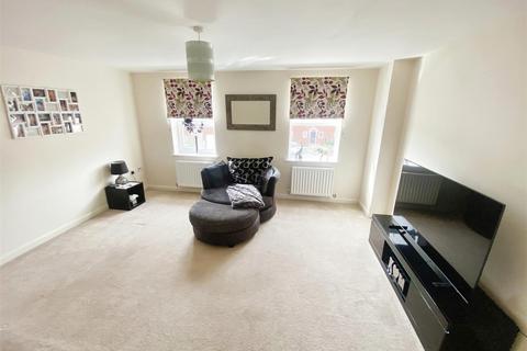 3 bedroom terraced house to rent, Betjeman Way, Cleobury Mortimer, Kidderminster