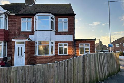 4 bedroom end of terrace house to rent, Margate Road, Ramsgate, CT12