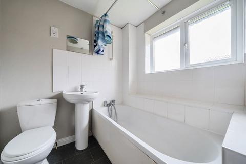 5 Home Mead, North Waltham, Basingstoke, RG25 2SY
