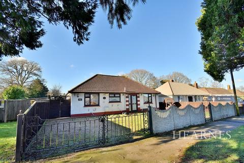 Lockyers Drive, Ferndown, BH22